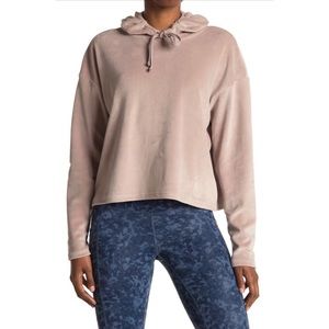 🧁 HTF/SOLD OUT Z by Zella VELOUR pullover hoodie 🧁